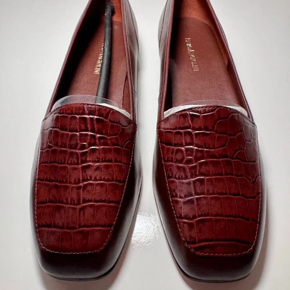 NWOT, Enzo Angiolini Leather Square Toe Loafers, size 8.5W, brown - Picture 2 of 7